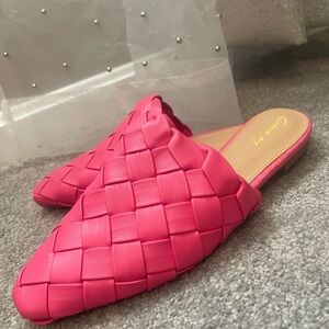 New Sam Edelman Circus mules in hot pink. Size 8. Color:Flamingo pink. Retail$85